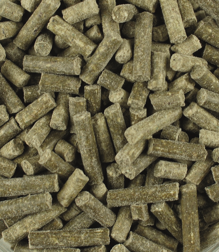 Braune, kleine Pellets
