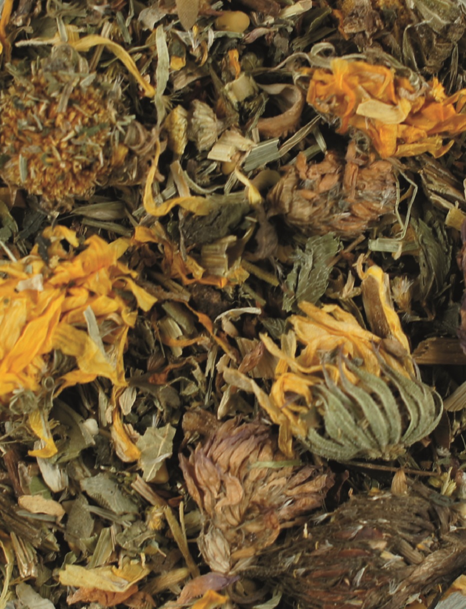 Eine Mischung aus getrockneten Kräutern und Blüten,.