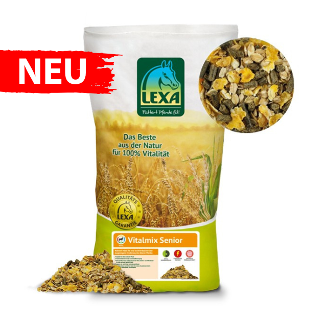 Grüner Sack als Verpackung von unserem LEXA Vitalmix Senior. Mit roter Banderole und einen Produktbild, welches die Struktur des Müslis abbildet.